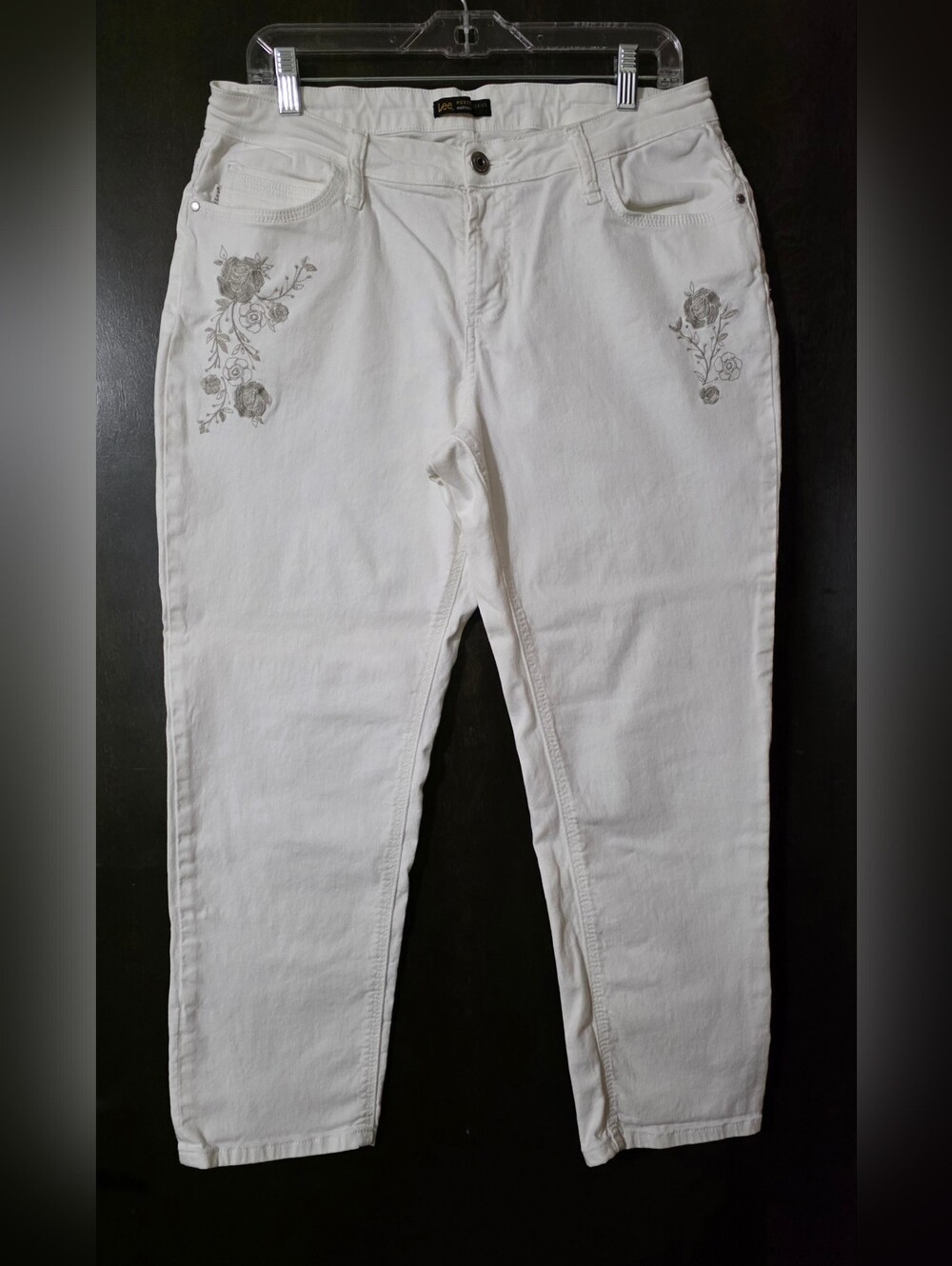 Lee Modern Series Mid-rise White Floral Embroidered Cropped Jeans Size 12